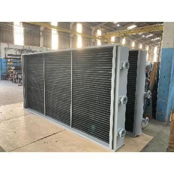 Oil cooler — trocador de calor tubular
